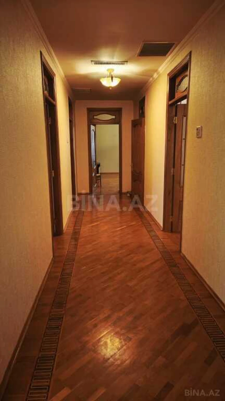 Kirayə verilir 5 otaqlı həyət evi 420 m²