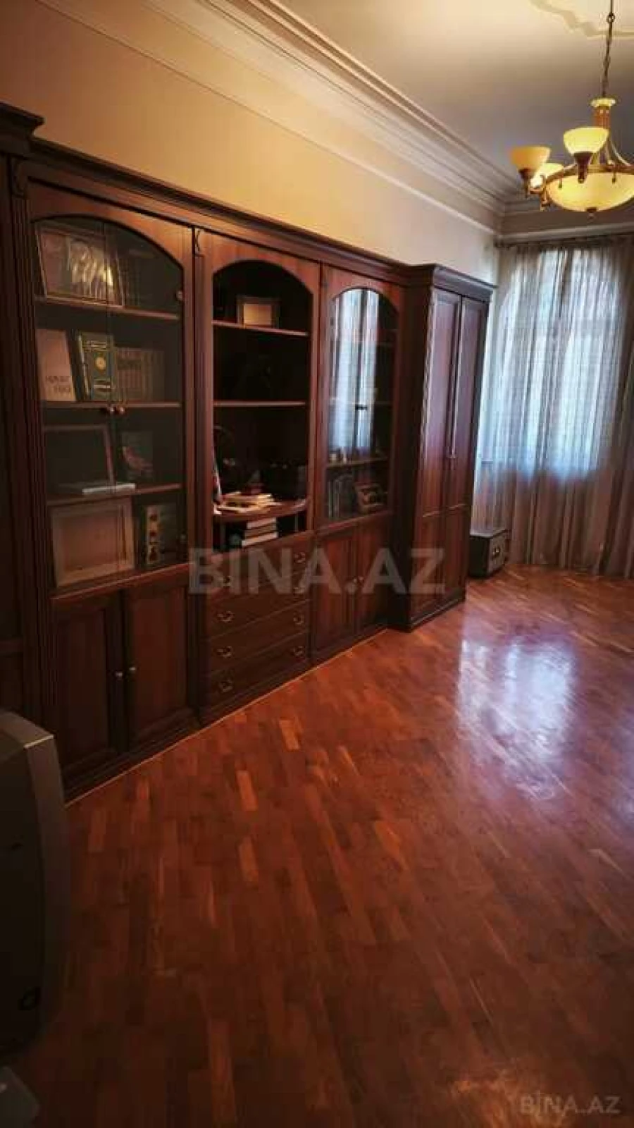 Kirayə verilir 5 otaqlı həyət evi 420 m²