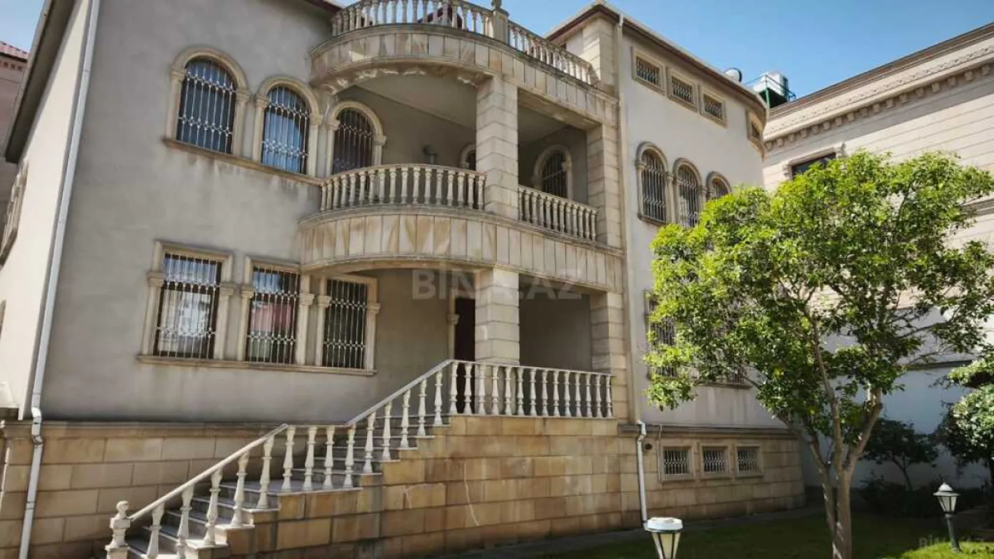 Kirayə verilir 5 otaqlı həyət evi 420 m²