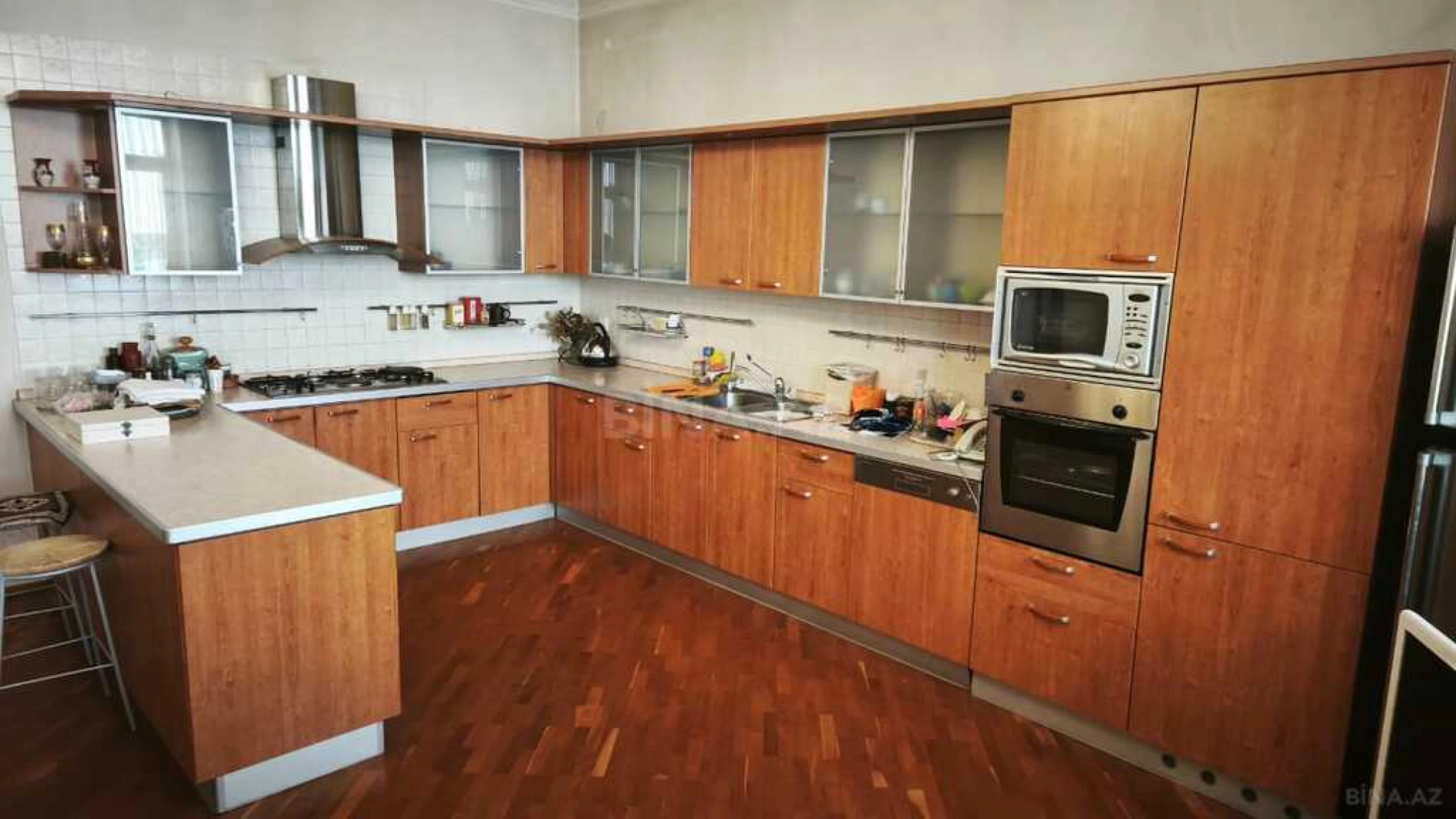 Kirayə verilir 5 otaqlı həyət evi 420 m²