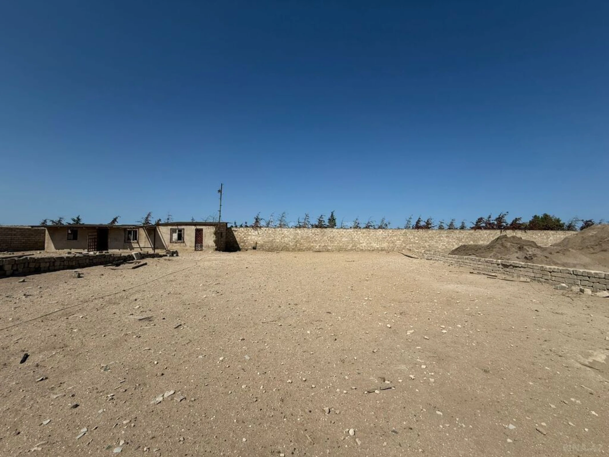 Satılır torpaq sahəsi 24 m²