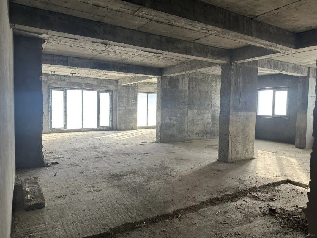 Satılır obyekt 4800 m²