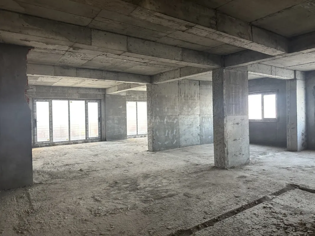 Satılır obyekt 4800 m²