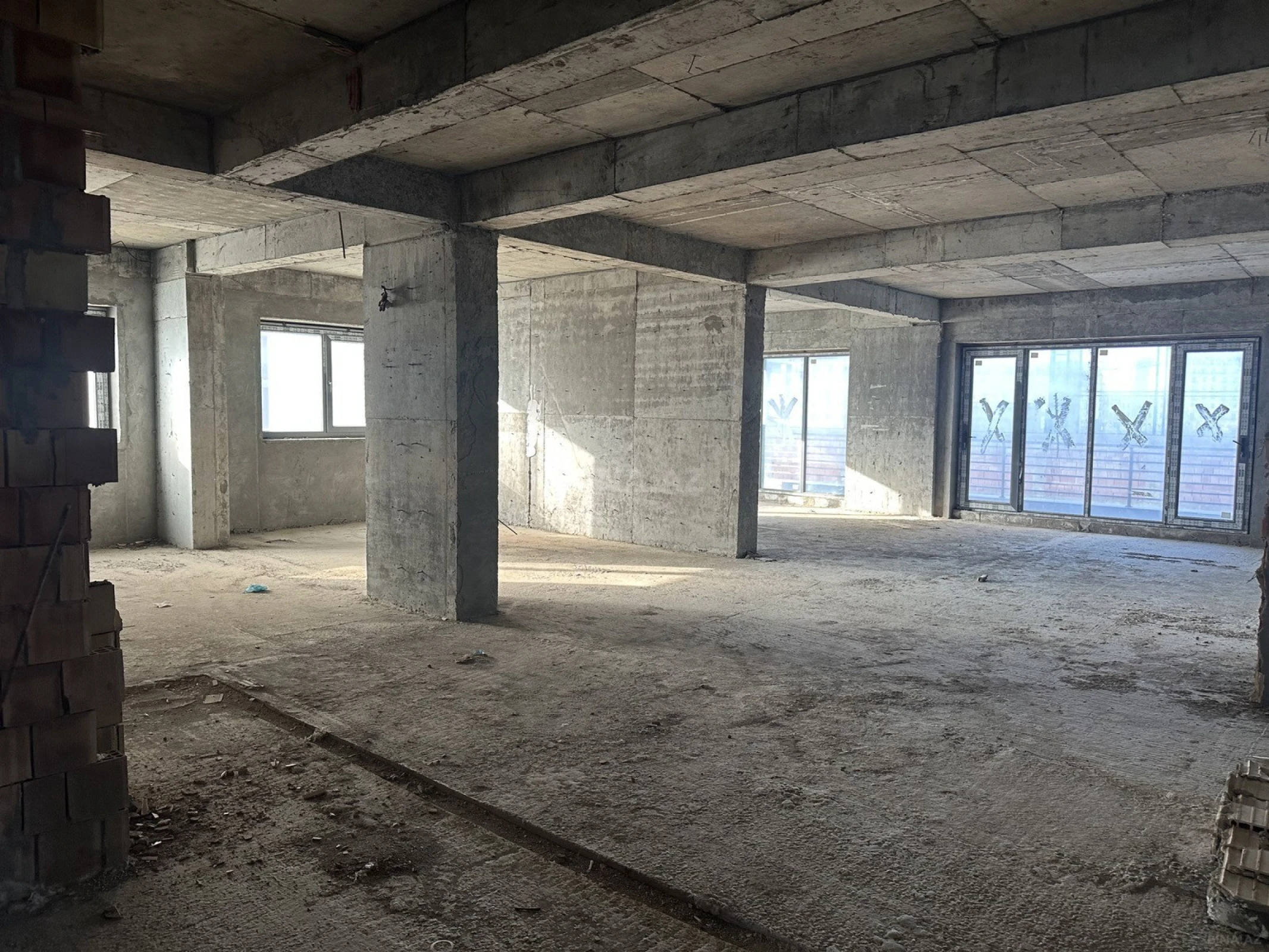 Satılır obyekt 4800 m²