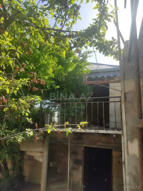 Satılır 7 otaqlı həyət evi 165.8 m²