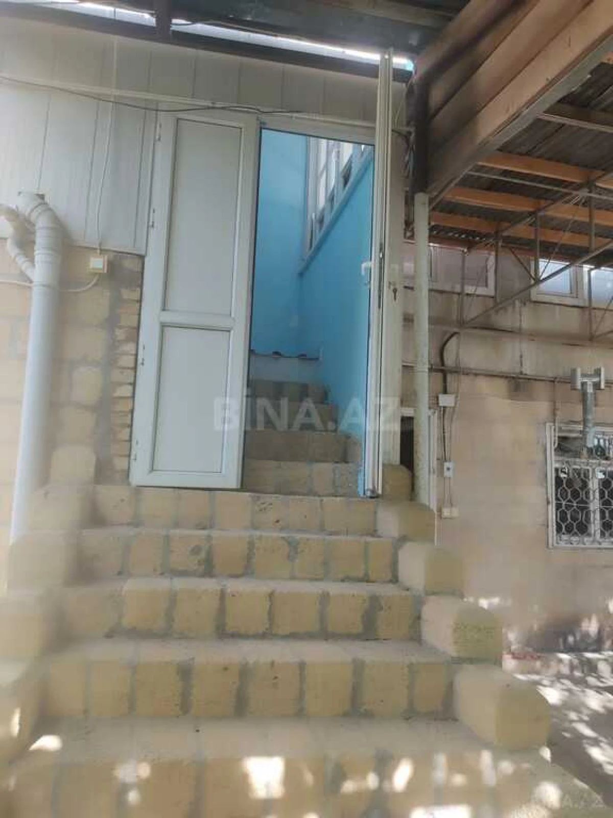 Satılır 7 otaqlı həyət evi 165.8 m²