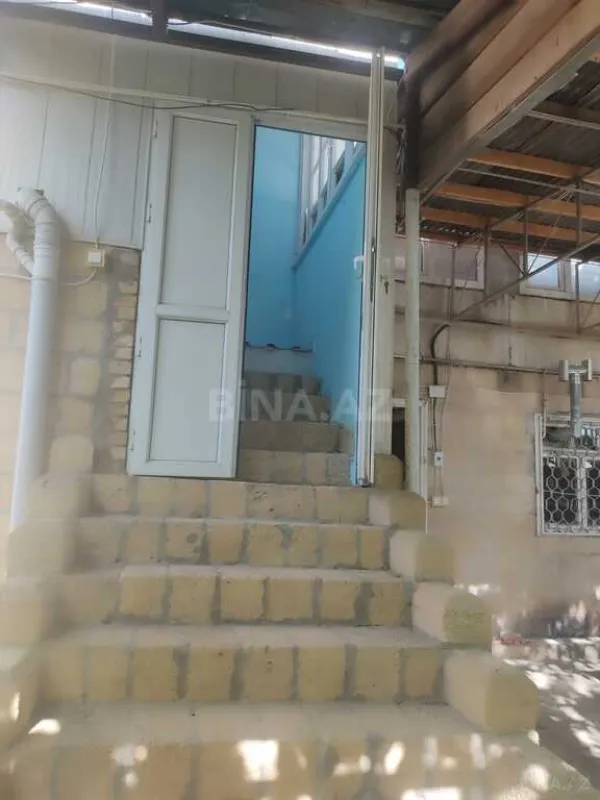 Satılır 7 otaqlı həyət evi 165.8 m²