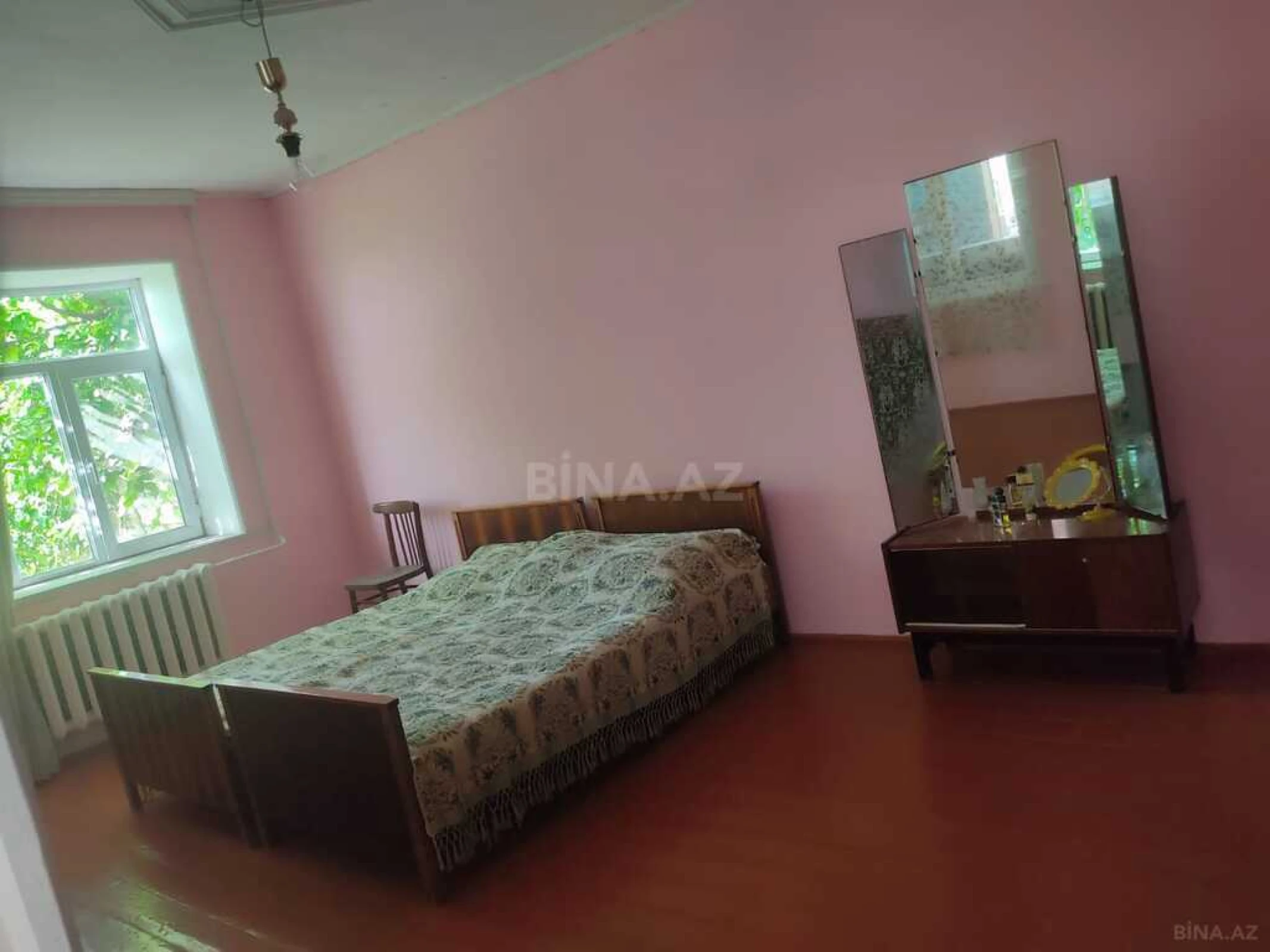 Satılır 7 otaqlı həyət evi 165.8 m²