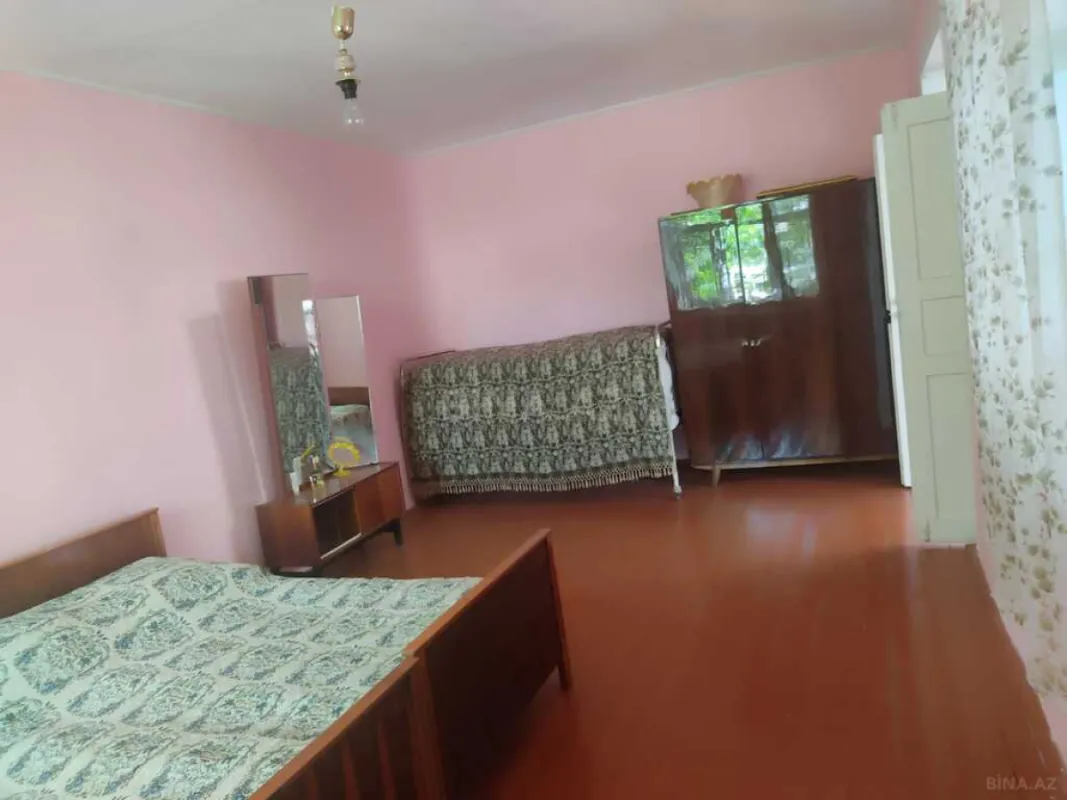 Satılır 7 otaqlı həyət evi 165.8 m²