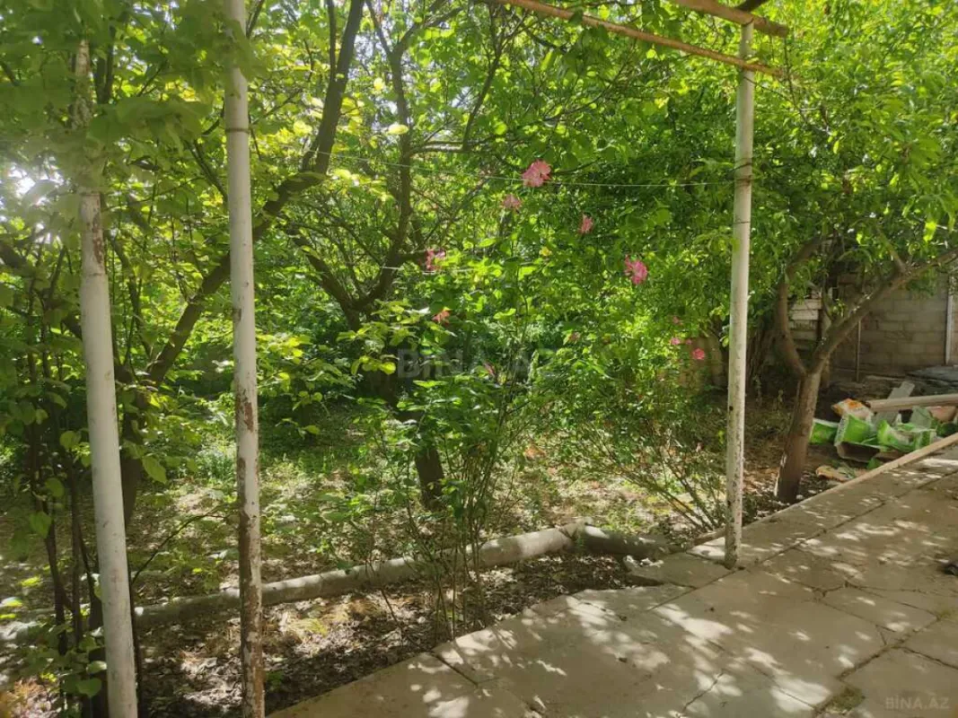 Satılır 7 otaqlı həyət evi 165.8 m²