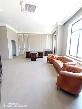 Kirayə verilir 4 otaqlı ofis 230 m²