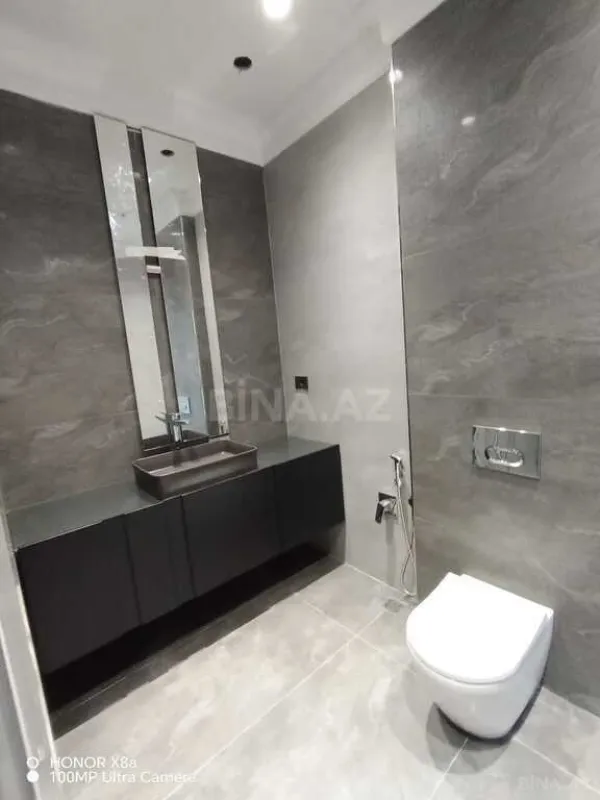 Kirayə verilir 4 otaqlı ofis 230 m²