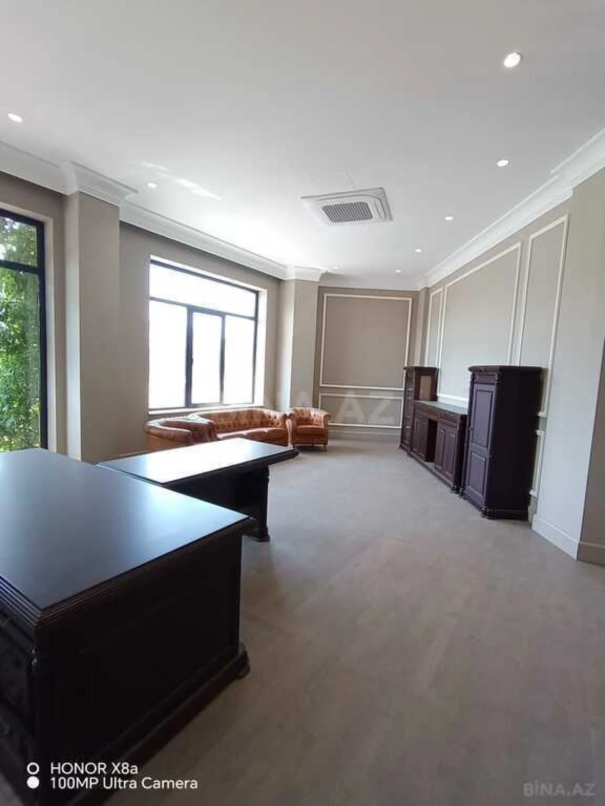 Kirayə verilir 4 otaqlı ofis 230 m²