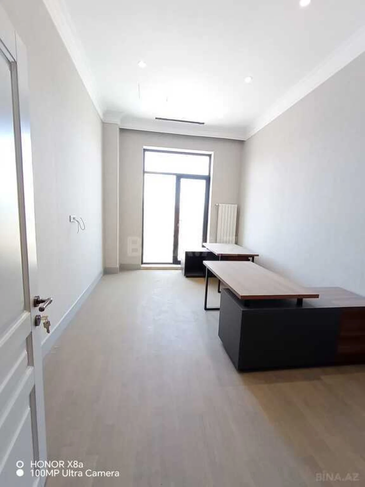 Kirayə verilir 4 otaqlı ofis 230 m²