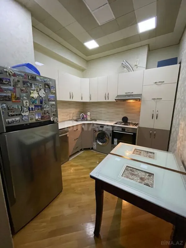 Satılır 2 otaqlı mənzil 65 m²