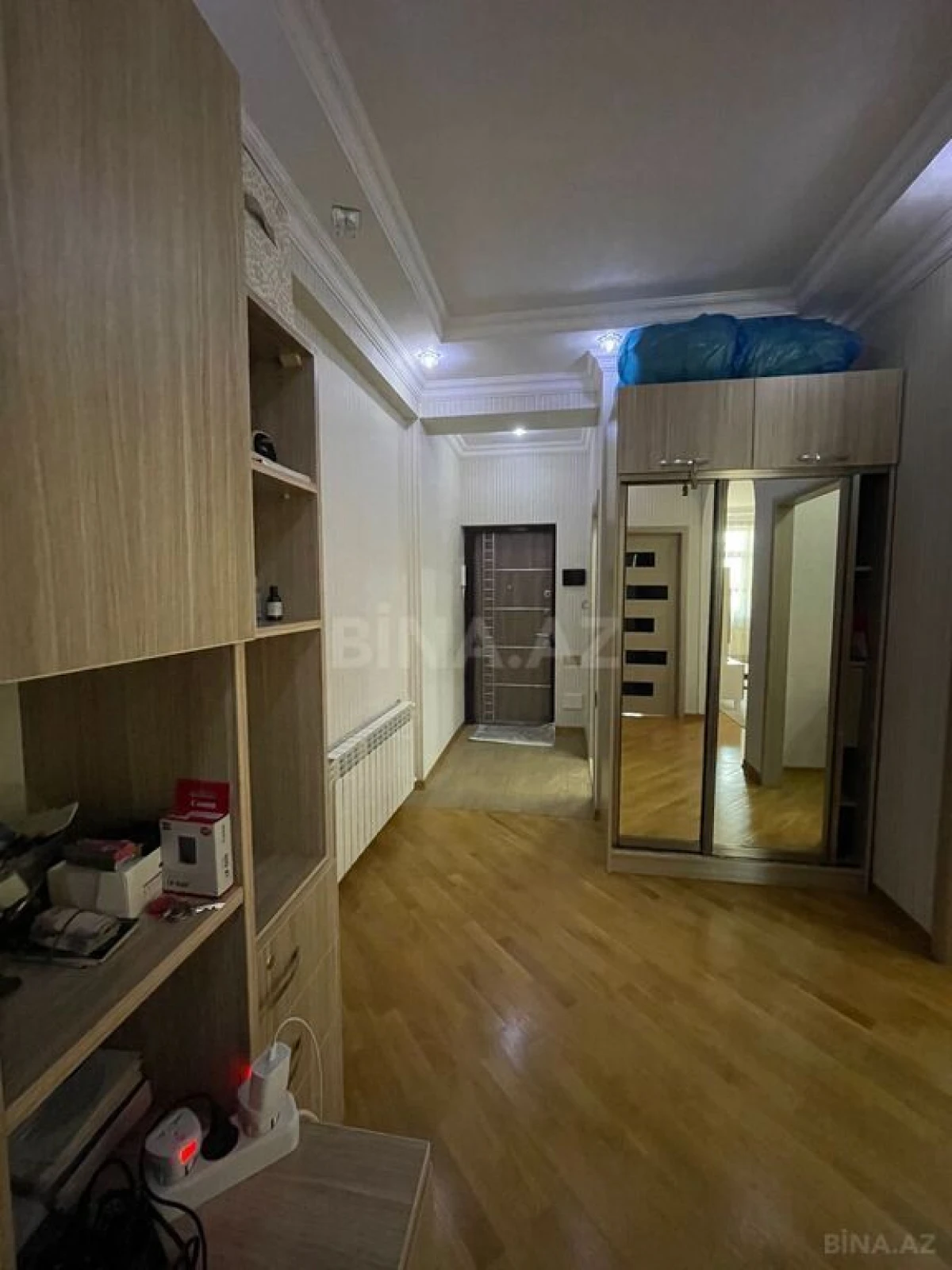 Satılır 2 otaqlı mənzil 65 m²