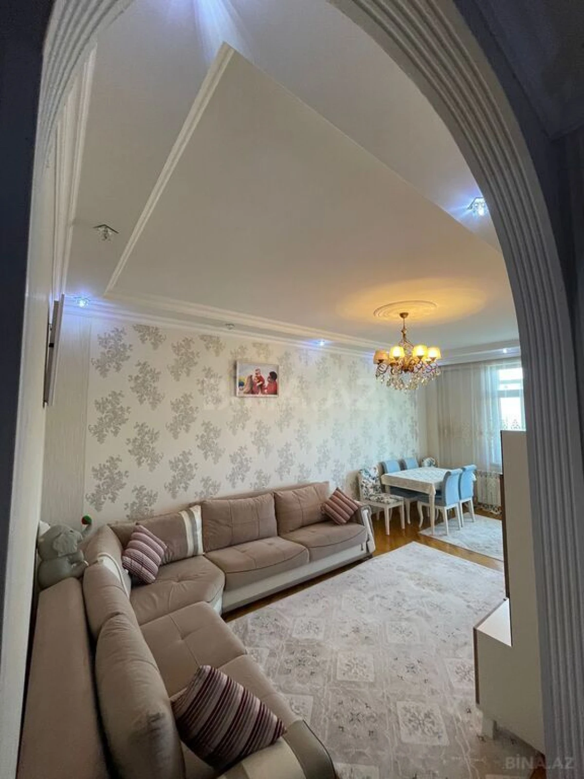 Satılır 2 otaqlı mənzil 65 m²