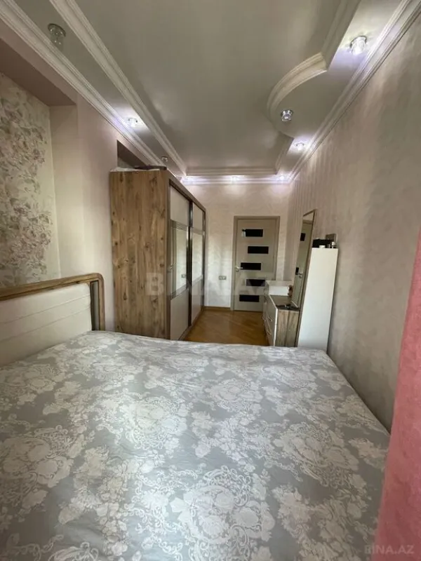 Satılır 2 otaqlı mənzil 65 m²