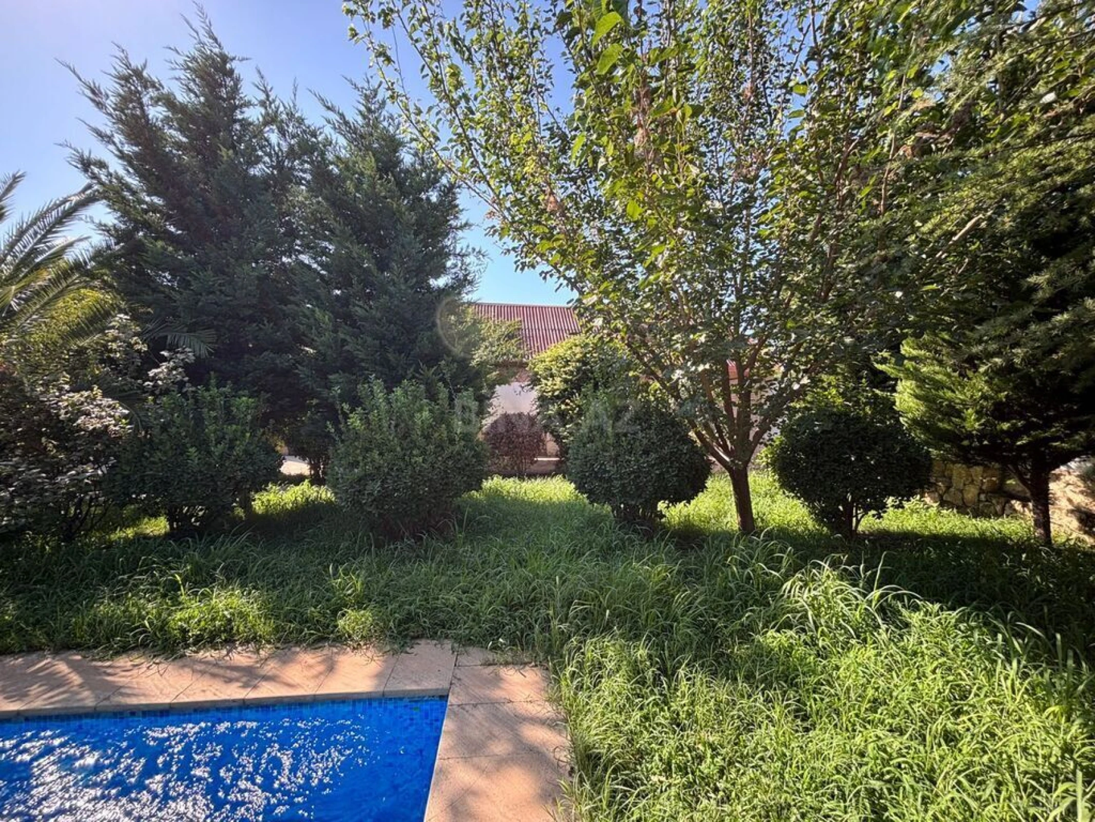Satılır 5 otaqlı həyət evi 200 m²