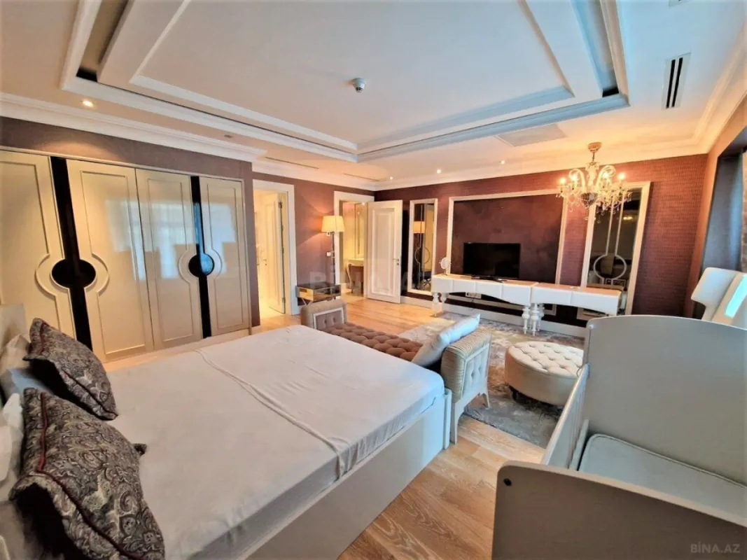 Kirayə verilir 3 otaqlı mənzil 200 m²