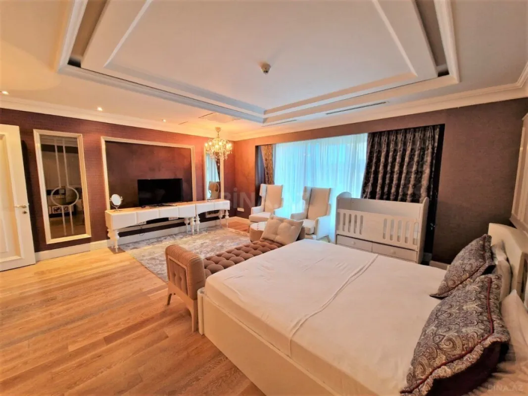 Kirayə verilir 3 otaqlı mənzil 200 m²