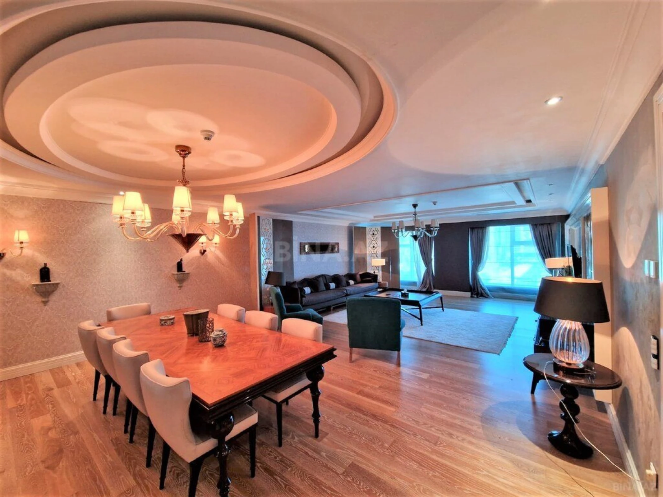 Kirayə verilir 3 otaqlı mənzil 200 m²