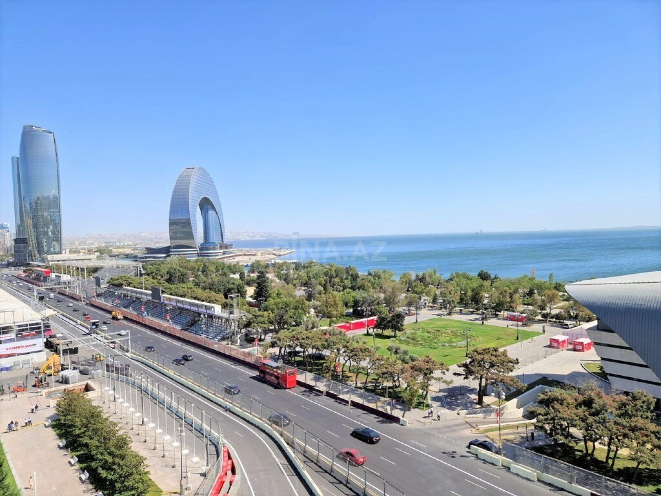 Kirayə verilir 3 otaqlı mənzil 200 m²