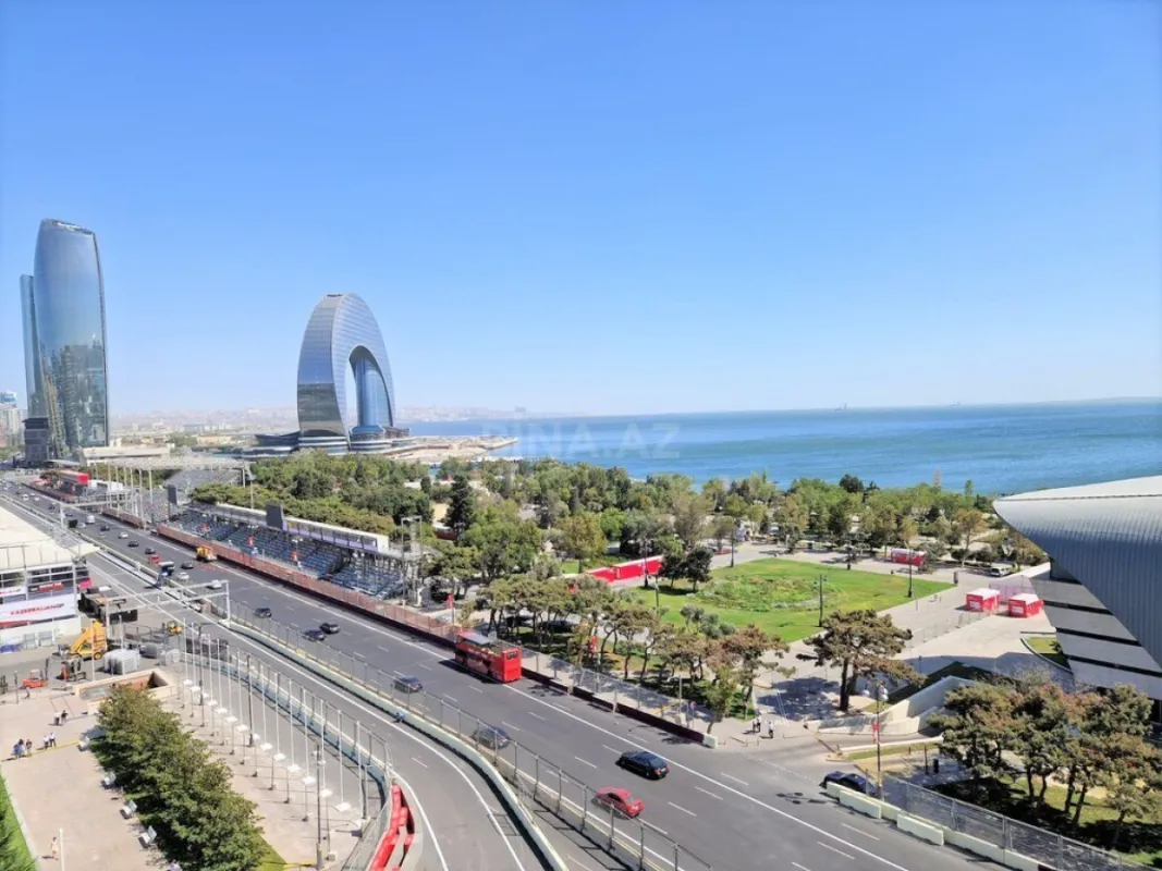 Kirayə verilir 3 otaqlı mənzil 200 m²