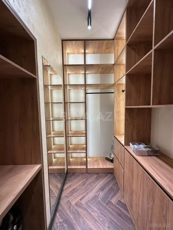 Satılır 2 otaqlı mənzil 69 m²