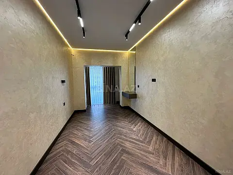 Satılır 2 otaqlı mənzil 69 m²
