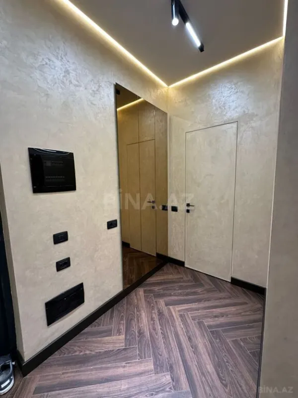 Satılır 2 otaqlı mənzil 69 m²