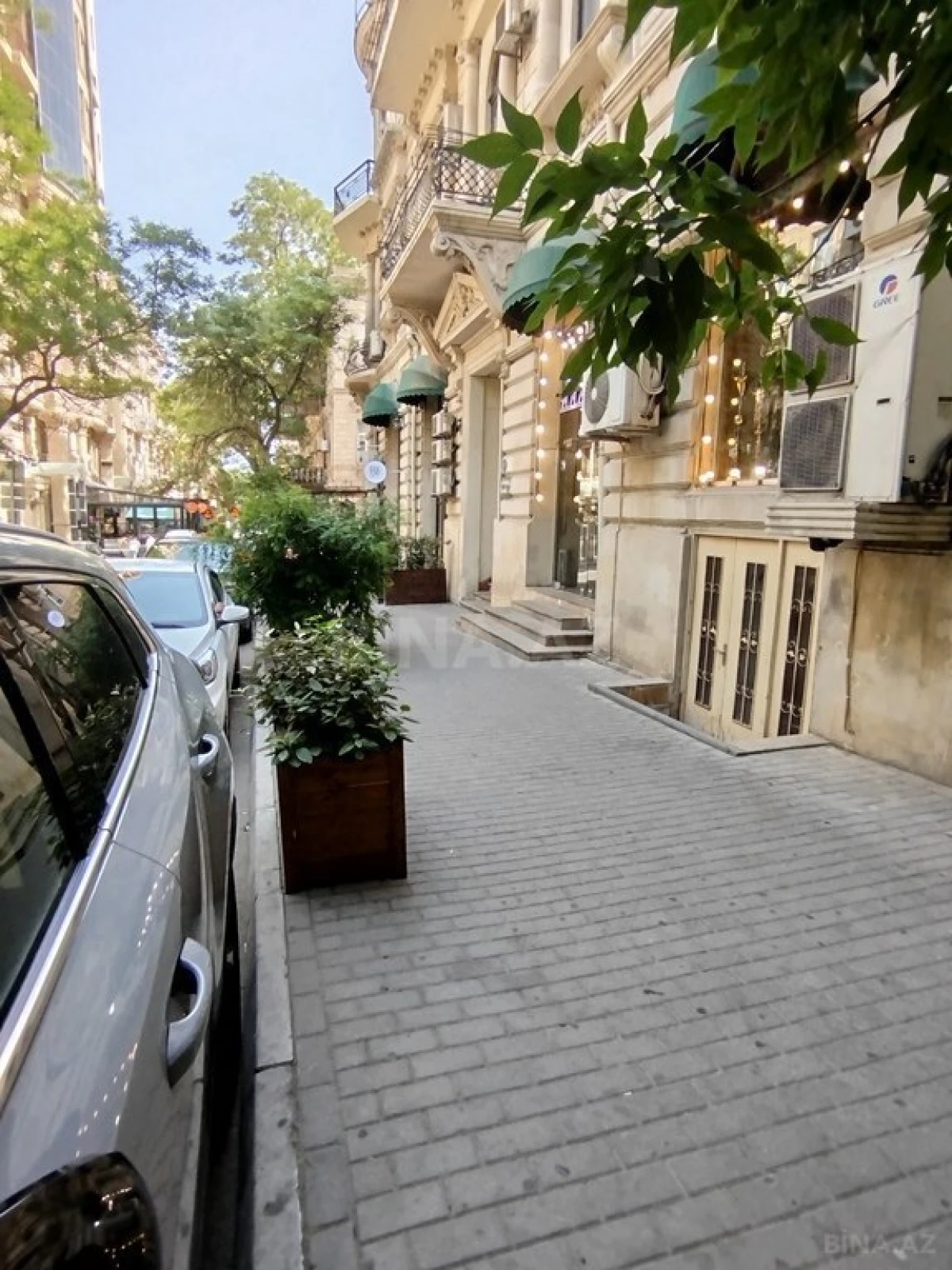 Satılır obyekt 70 m²