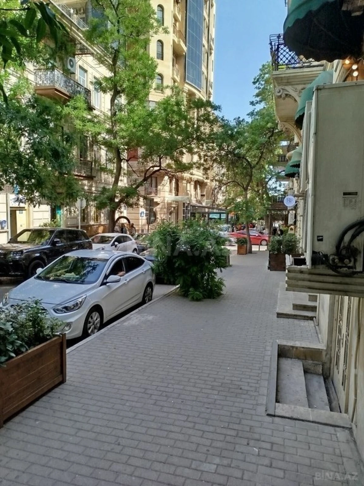 Satılır obyekt 70 m²