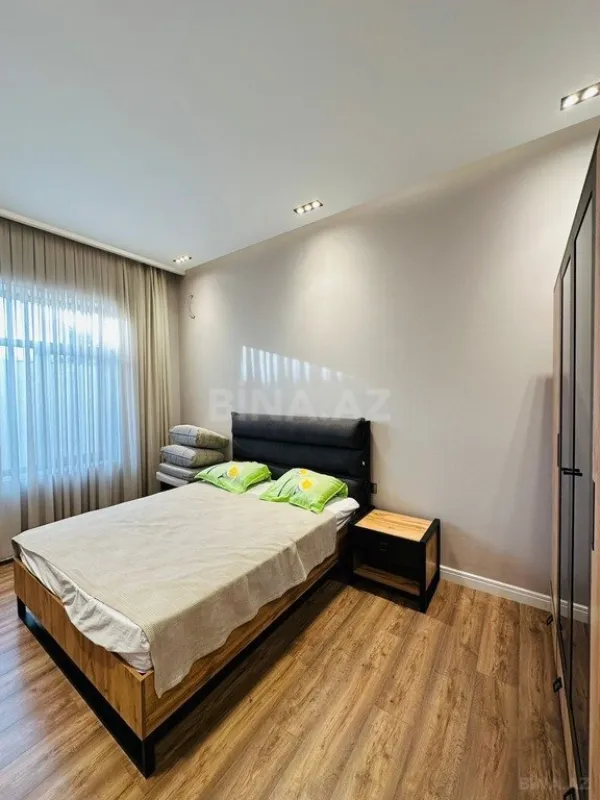 Kirayə verilir 4 otaqlı həyət evi 250 m²