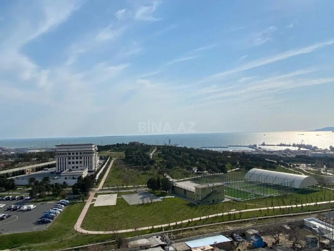 Satılır 3 otaqlı mənzil 155 m²