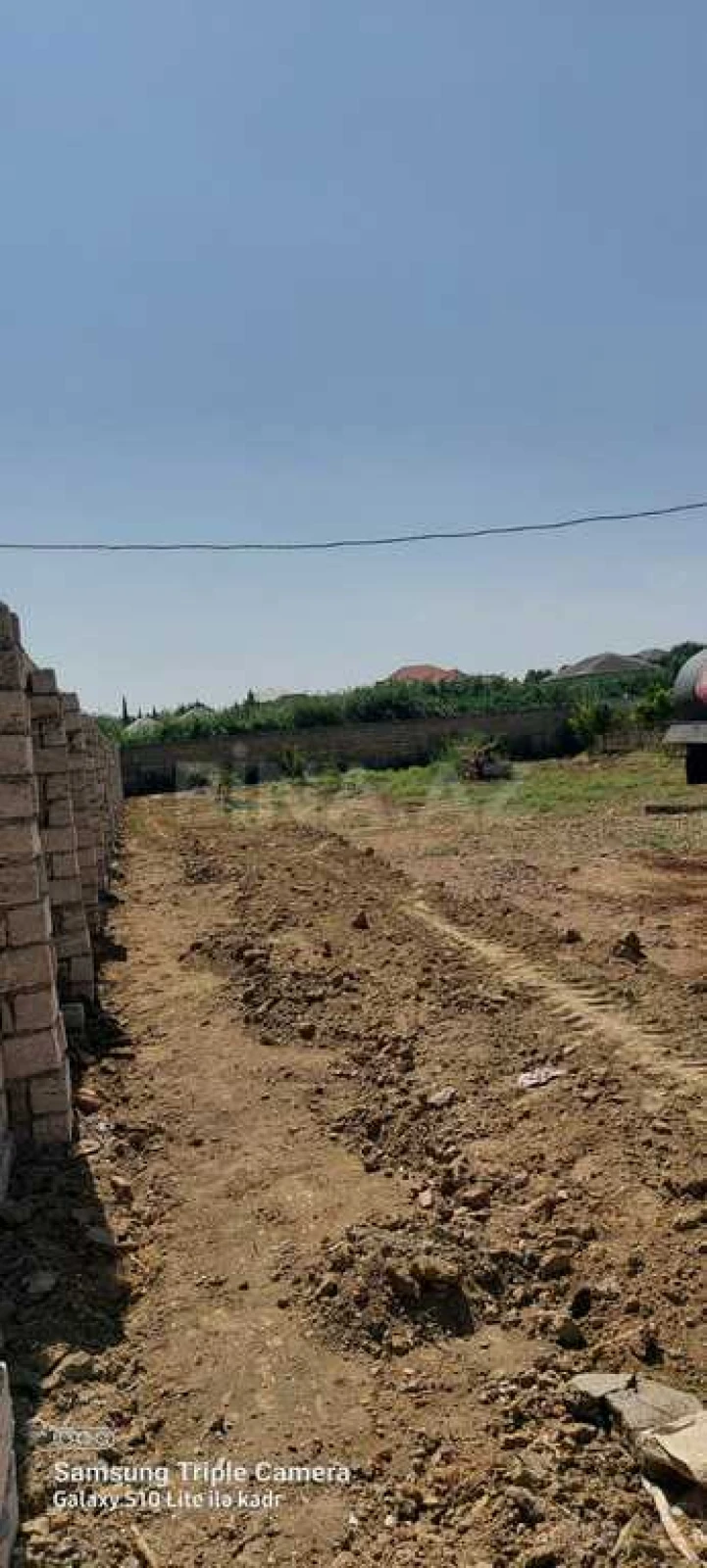 Satılır obyekt 400 m²