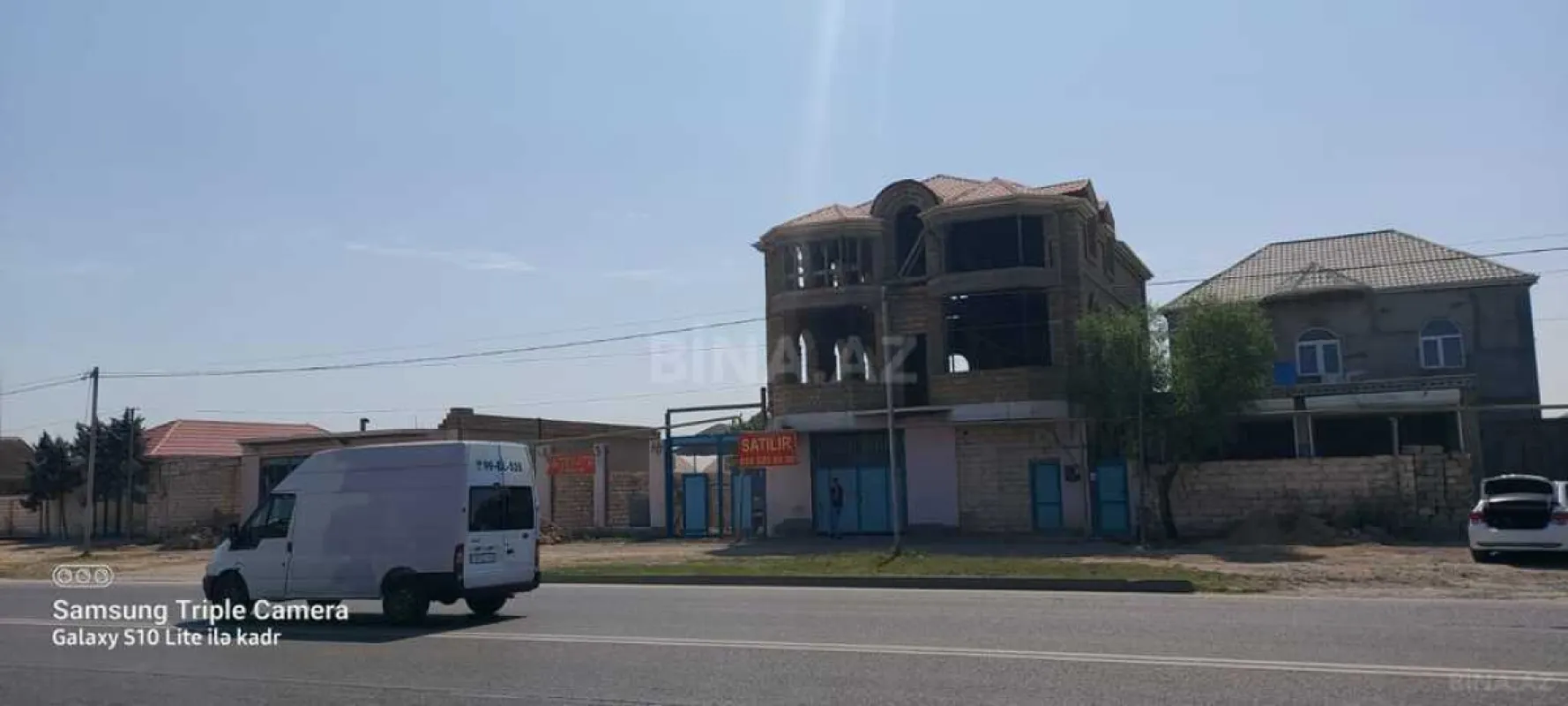 Satılır obyekt 400 m²