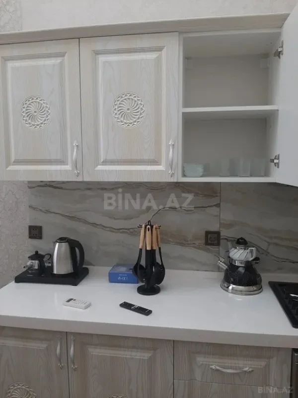 Kirayə verilir 3 otaqlı mənzil 115 m²