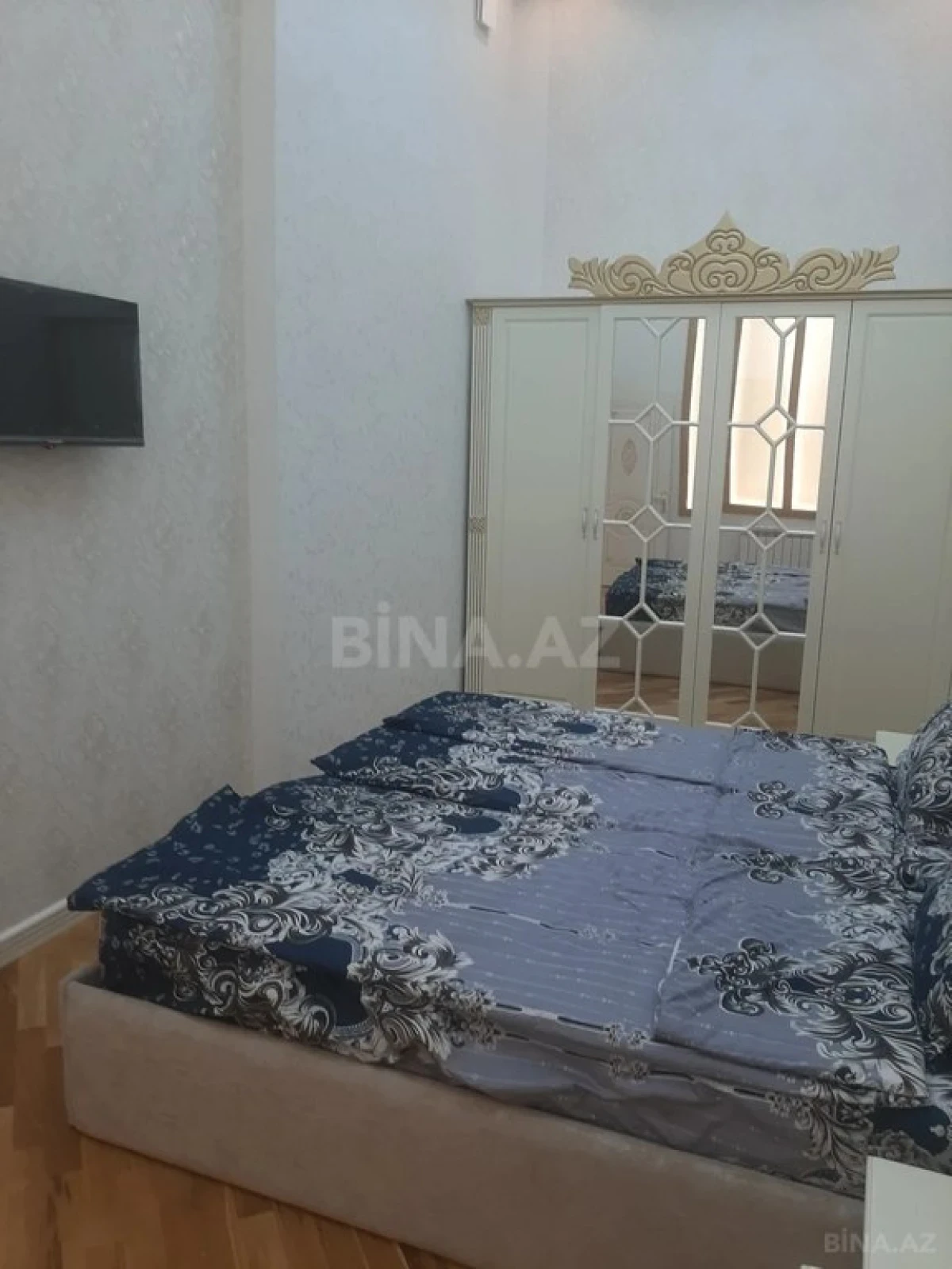 Kirayə verilir 3 otaqlı mənzil 115 m²
