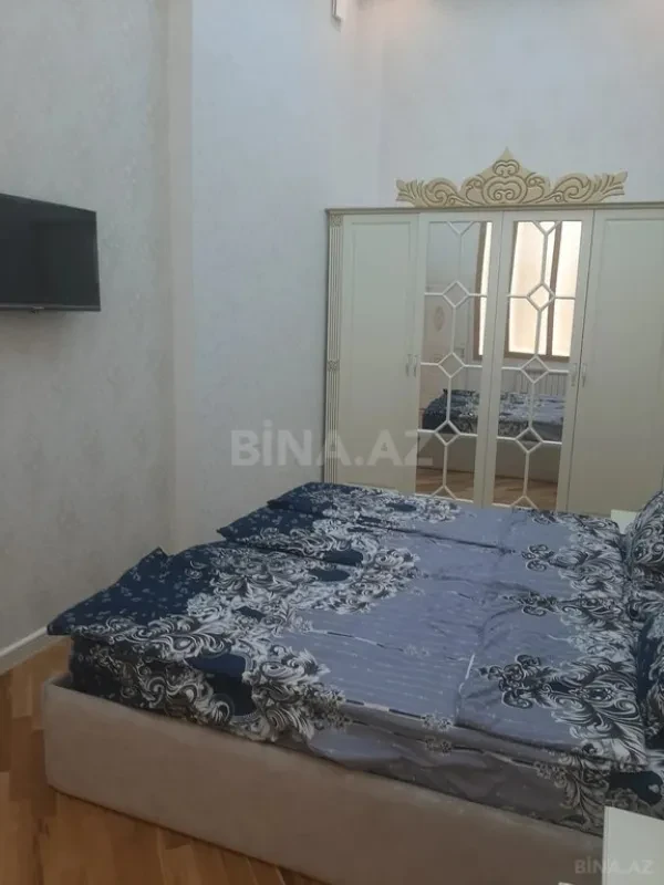 Kirayə verilir 3 otaqlı mənzil 115 m²