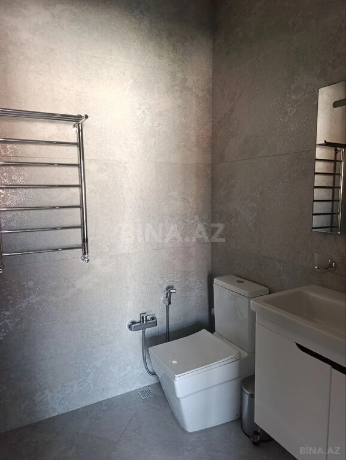 Kirayə verilir 3 otaqlı həyət evi 130 m²