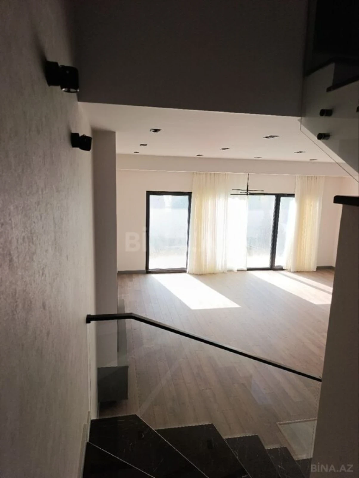 Kirayə verilir 3 otaqlı həyət evi 130 m²