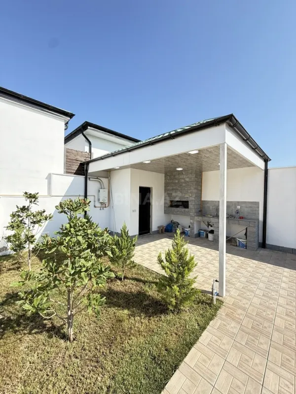 Satılır 4 otaqlı həyət evi 160 m²