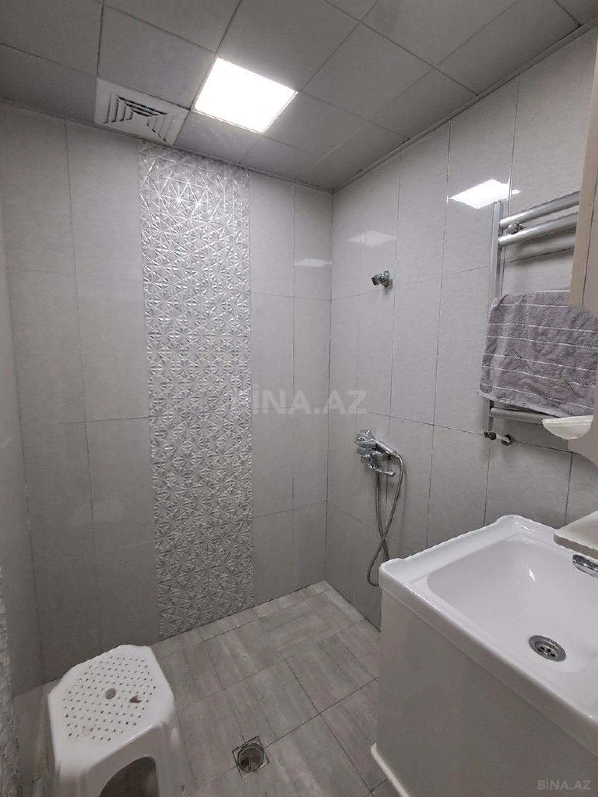 Satılır 3 otaqlı mənzil 74 m²
