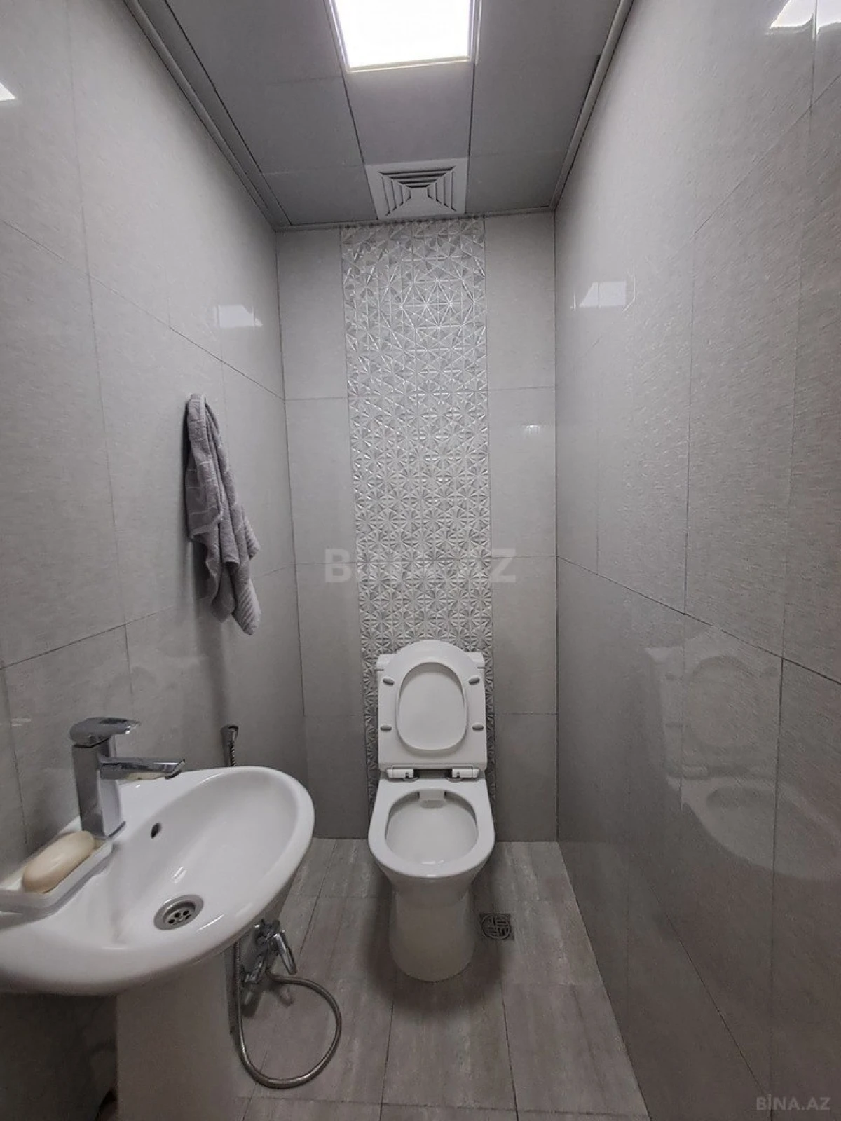Satılır 3 otaqlı mənzil 74 m²