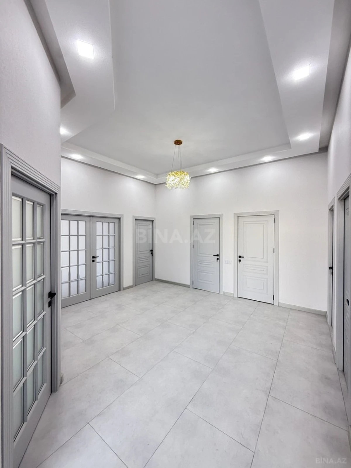 Satılır 4 otaqlı həyət evi 160 m²
