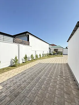 Satılır 4 otaqlı həyət evi 160 m²