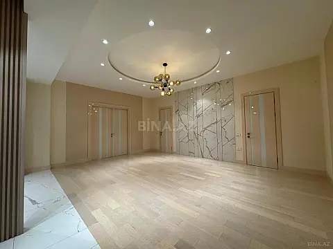 Satılır 6 otaqlı mənzil 360 m²