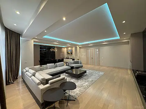 Satılır 6 otaqlı mənzil 360 m²