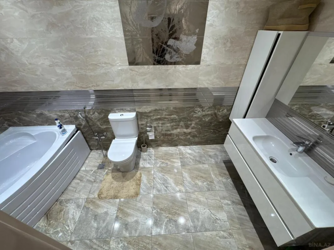 Satılır 6 otaqlı mənzil 360 m²